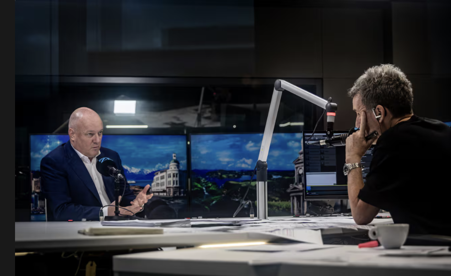 I cannot live with this man I cannot live without him what even is this life