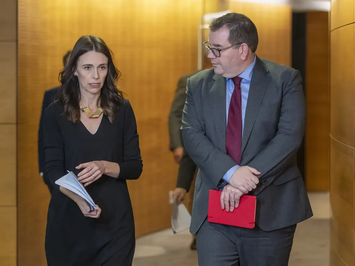 Stand aside, I’m doing journalism! Make way for free speech! 