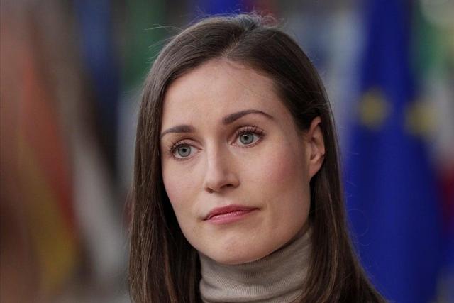 Dance like no media's watching